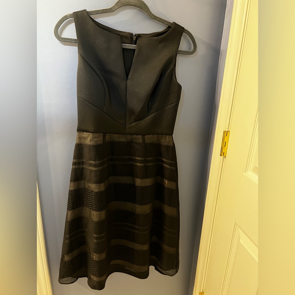 Lovely Dress by Adrianna Papell size 4 black